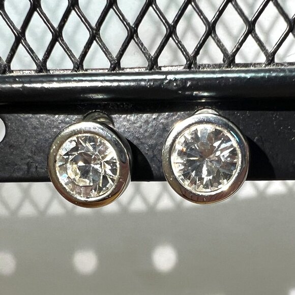 Brand New and Never Worn Authentic Swarovski Crystal Studs with Silver Setting - Picture 1 of 4